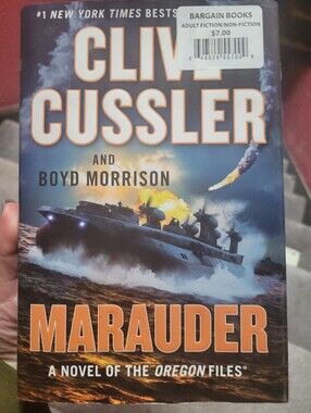 Hardcover Clive Cussler Marauder